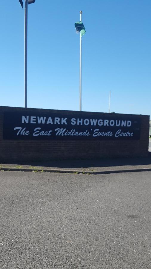 The White Dove Bed And Breakfast With Glamping Newark Showground Exterior foto