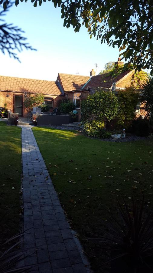 The White Dove Bed And Breakfast With Glamping Newark Showground Exterior foto
