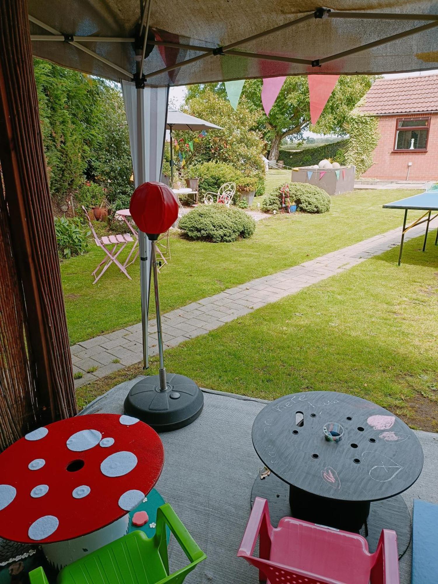 The White Dove Bed And Breakfast With Glamping Newark Showground Exterior foto