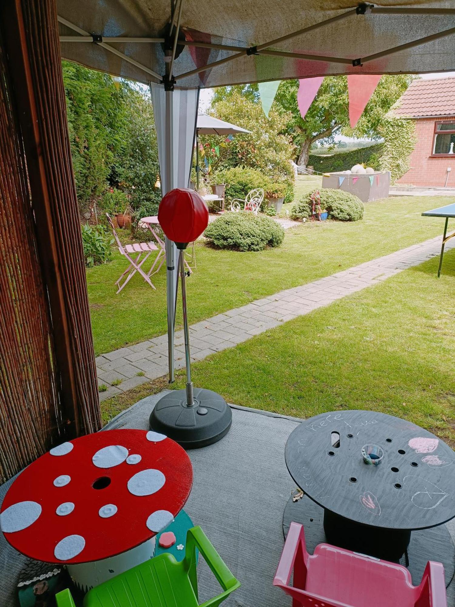 The White Dove Bed And Breakfast With Glamping Newark Showground Exterior foto